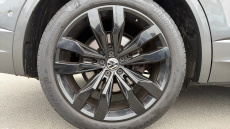 Volkswagen Touareg 3.0 V6 TDI 4Motion Black Edition 5dr Tip Auto Diesel Estate